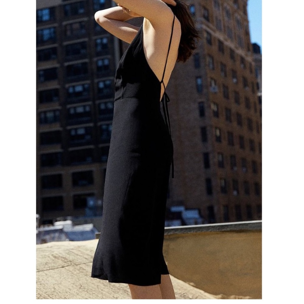 Aritzia Wilfred Créneau Slip Dress size 2 black
